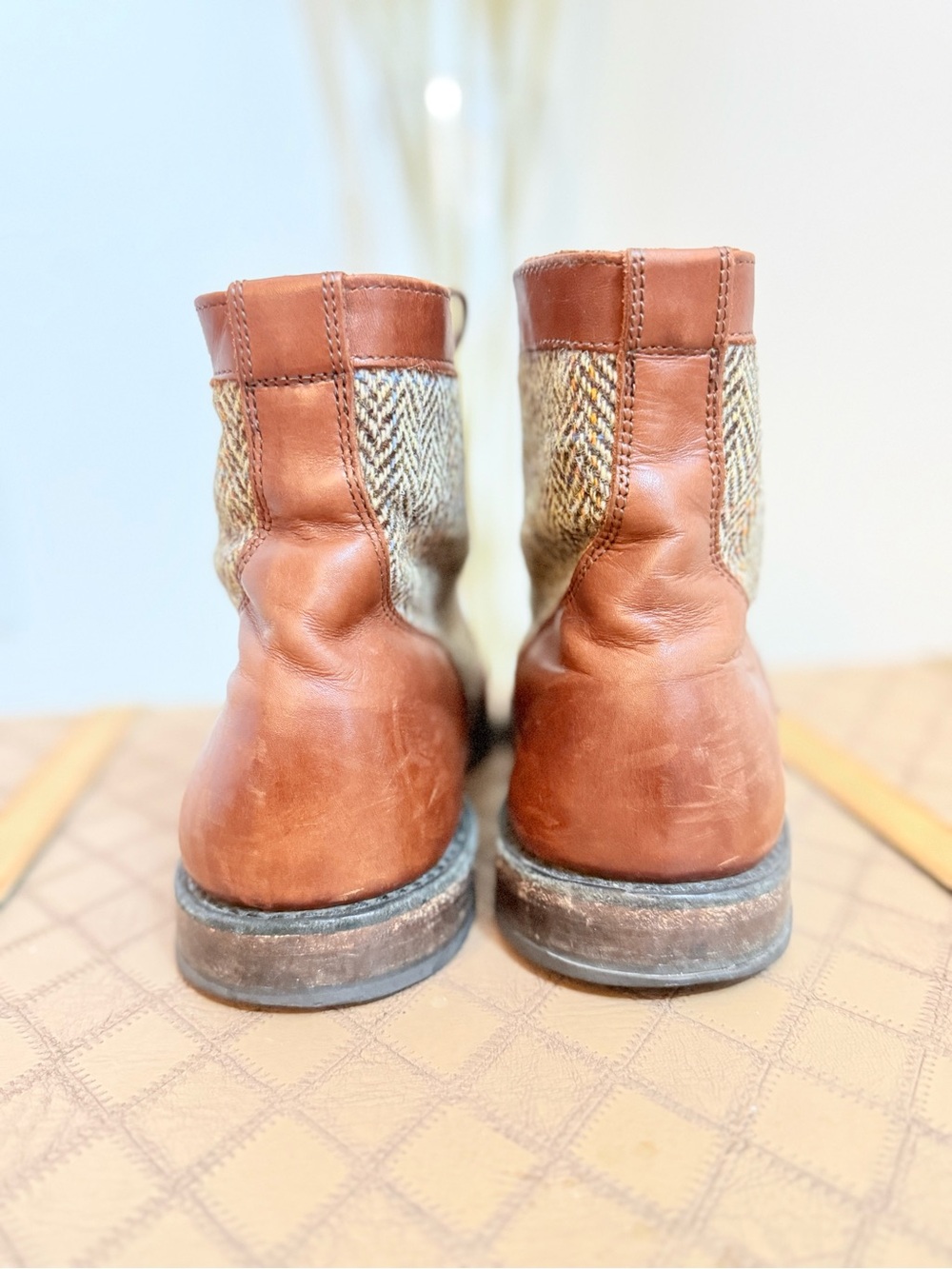 🌾 Allen Edmonds "Shaker Heights" Plain-Toe Blucher Dress Boots, - Picture 3 of 7